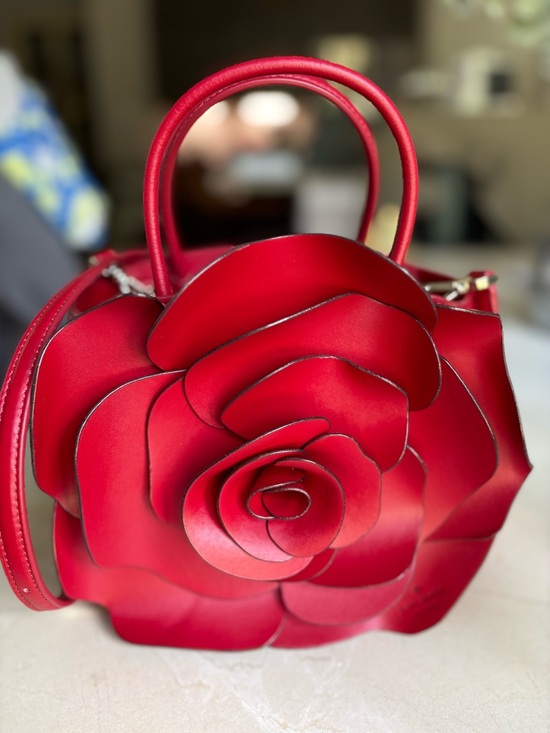 kate spade Handbags - Kate Spade 3D Rose Bag
